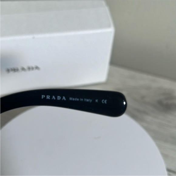 💎 PRADA NEW Women Round SPR27N 1AB-5W1 Gloss black; Gray POLARIZED sunglasses - Picture 11 of 15